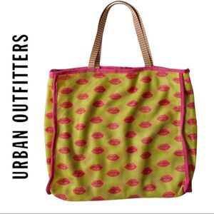 NEW Urban Outfitters UO Whimsical Lips Print Mesh Tote Bag